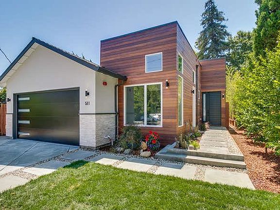3rd image of 511 Durham St