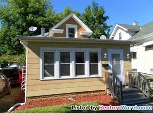 1177 4th St E, Saint Paul, MN 55106