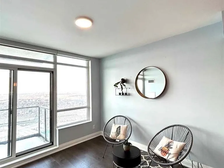 36 Park Lawn Rd #4006 — Photo 2