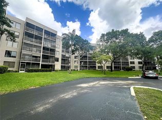 1100 Colony Point Cir APT 215, Pembroke Pines, FL 33026