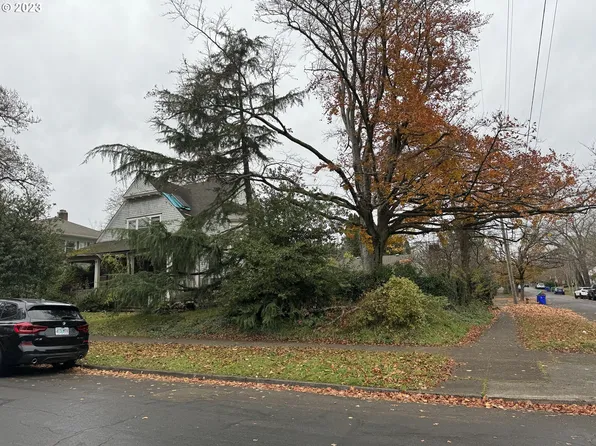 6369 NE Mallory Ave, Portland, OR 97211