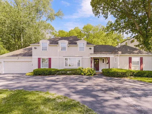 5235 Ward Pkwy, Kansas City, MO 64112