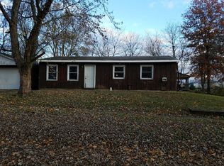 105 Liberty Ct, Westville, IN