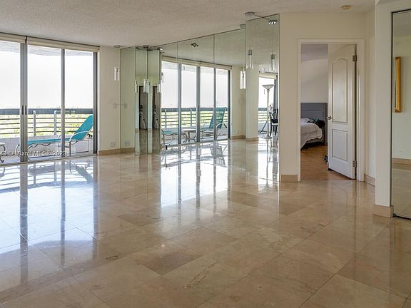 3rd image of 3400 NE 192nd St APT 705