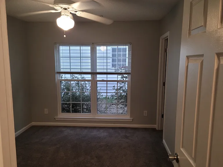 401 Redington Way — Photo 5