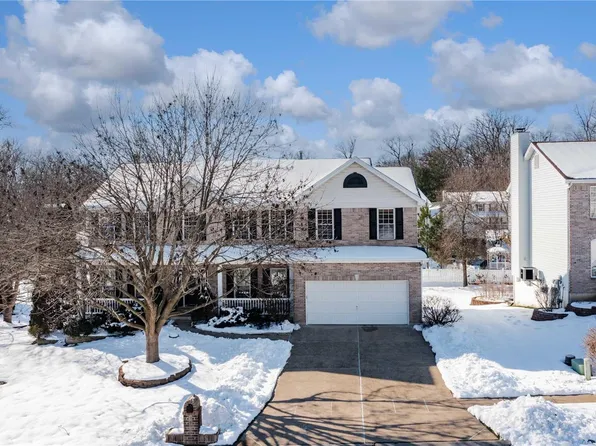 18 Carlton Valley Ct, Saint Charles, MO 63303