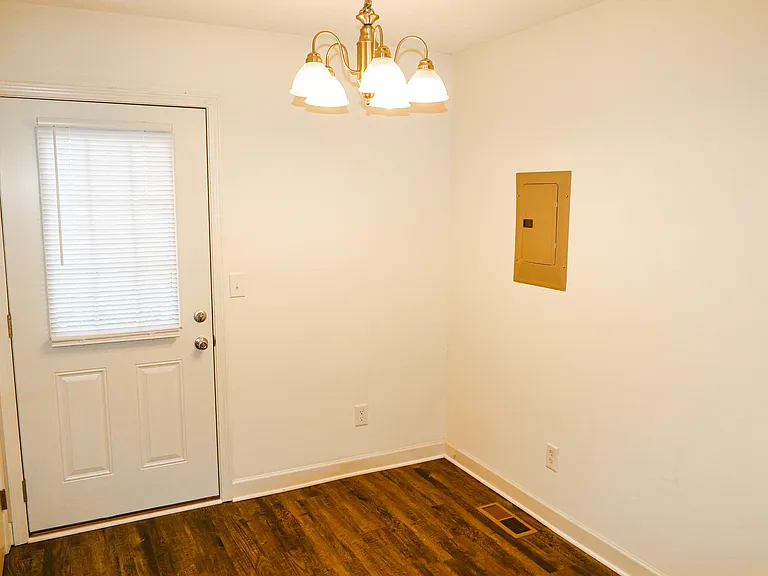 269 Old Porter Pike #B6 — Photo 10