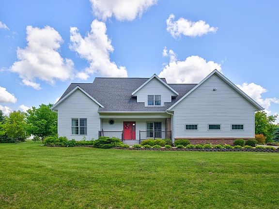 2nd image of 29012 Gopher Ln