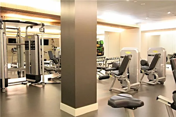 Rented by Platinvm Property Group New York | media 21