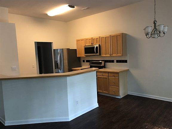 5th image of 9206 Royal Highlands Ct