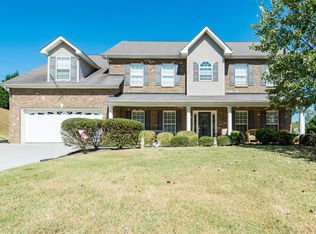 11719 Grove Hill Ln, Knoxville, TN 37932