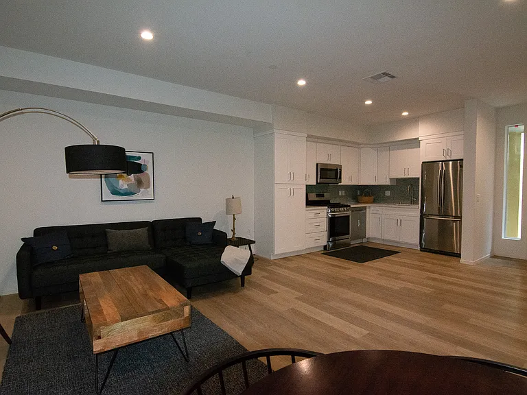 2006 S Corning St #3 — Photo 39