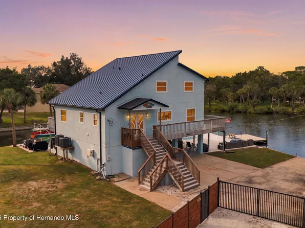 14523 Barlow Ln, Hudson, FL 34667