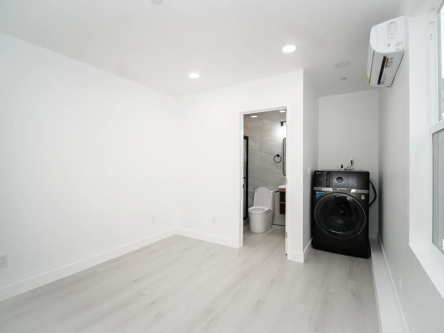 1 bed, $1,850 — Photo 4