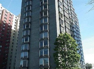8200 E Jefferson #102, Detroit, MI 48214