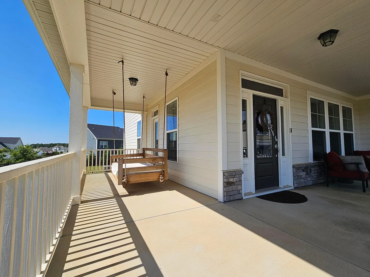 5 bed, 3102 sqft, $3,000 — Photo 2