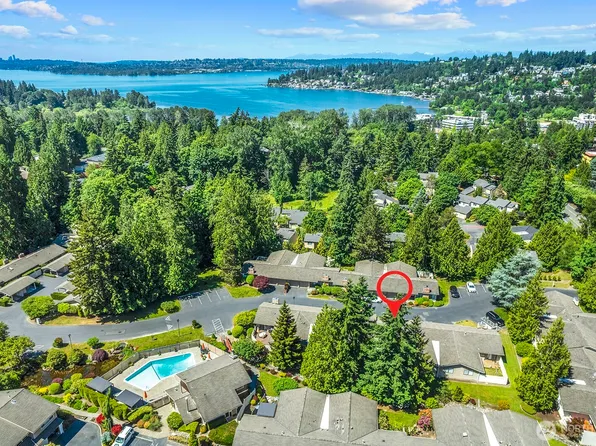11512 103rd Place NE #B6, Kirkland, WA 98033