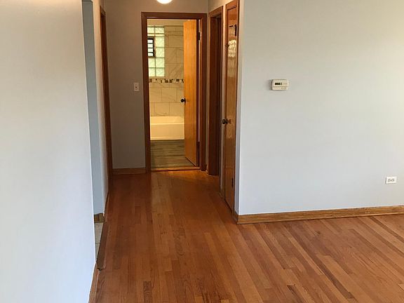 5th image of 2422 N 77th Ave APT 3E