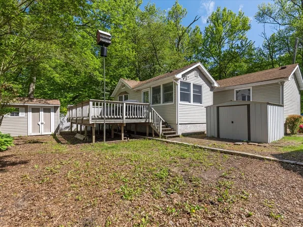 190 Prall Avenue image 21 of 24