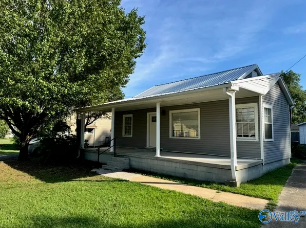 6 Peachtree St, Gadsden, AL 35904