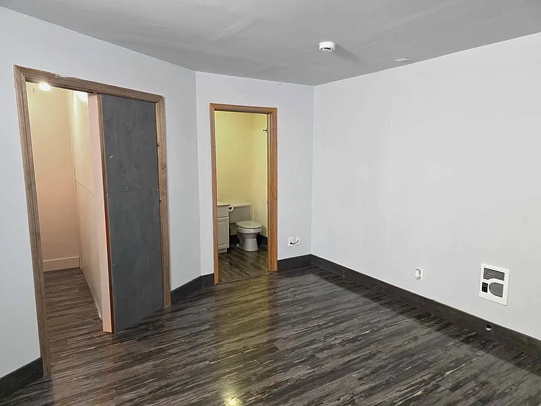 107 Franklin St #C0 — Photo 3