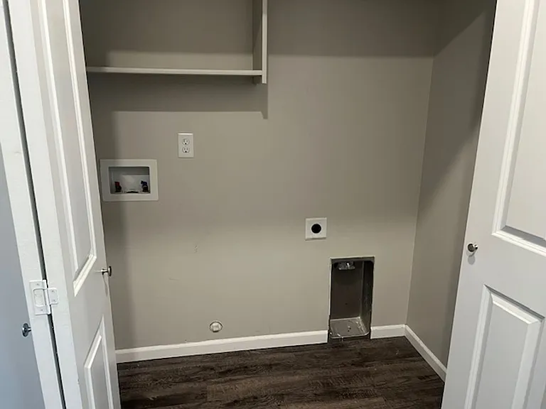 1315 N Azena St — Photo 16