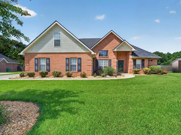 641 Thompson Mill Rd, Bonaire, GA 31005