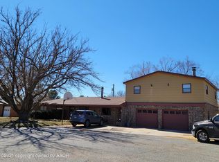 2007 20th St, Memphis, TX 79245