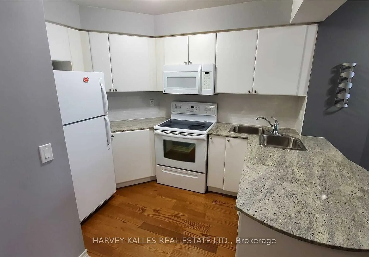 1 bed, $2,595 — Photo 3