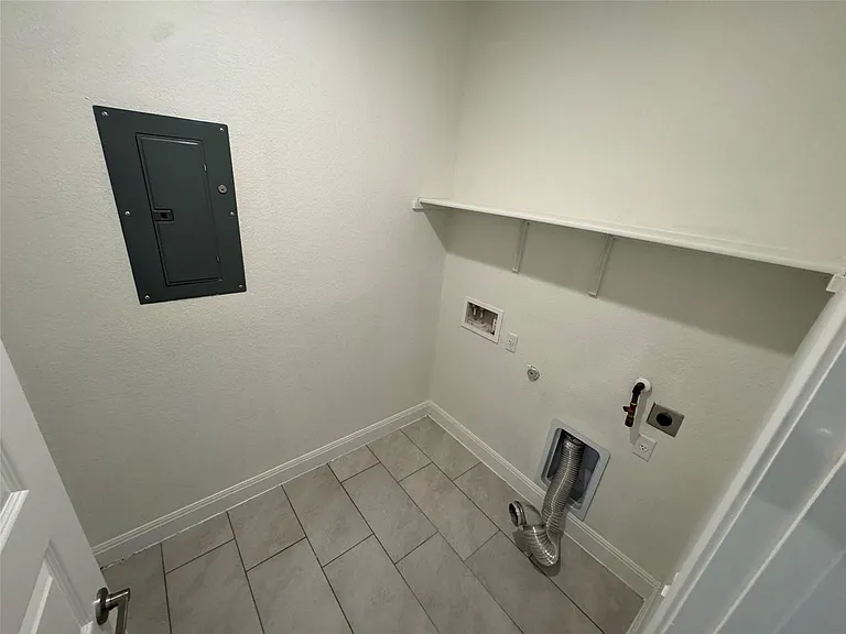 17901 Civorno Dr — Photo 10