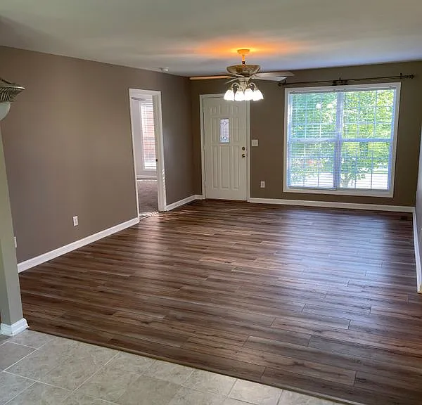 828 Mulberry Dr — Photo 5