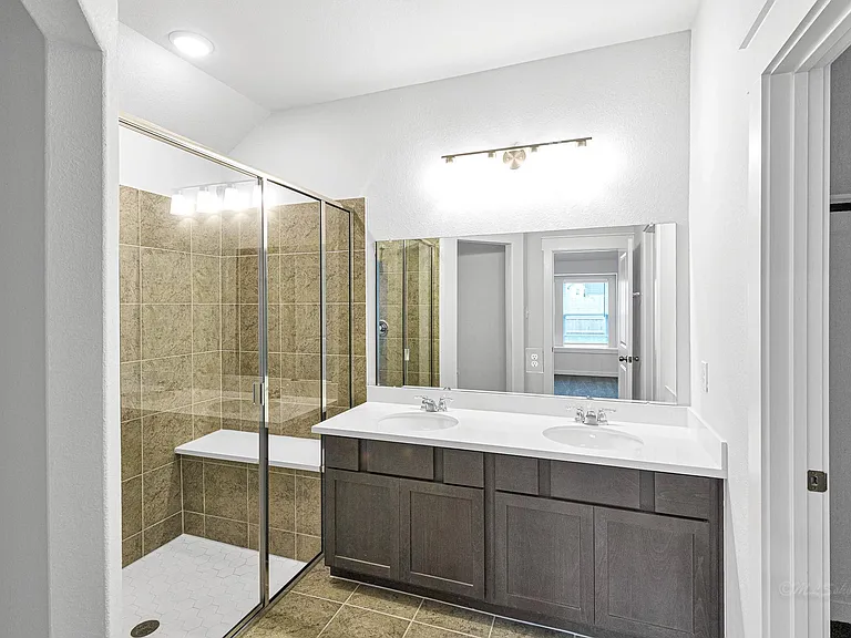 21259 Shore Bluff Dr — Photo 9