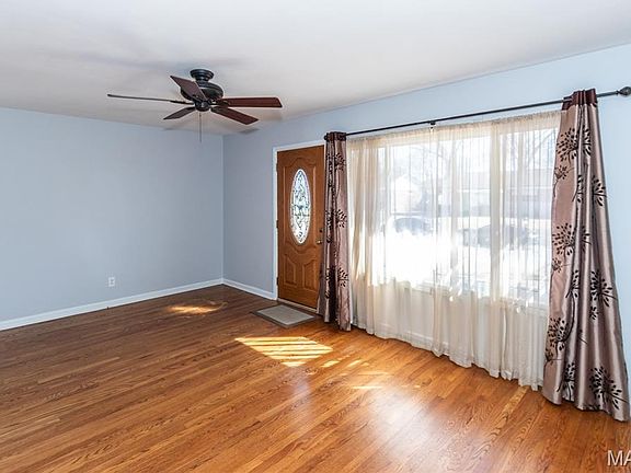 2nd image of 9025 Kickapoo Dr