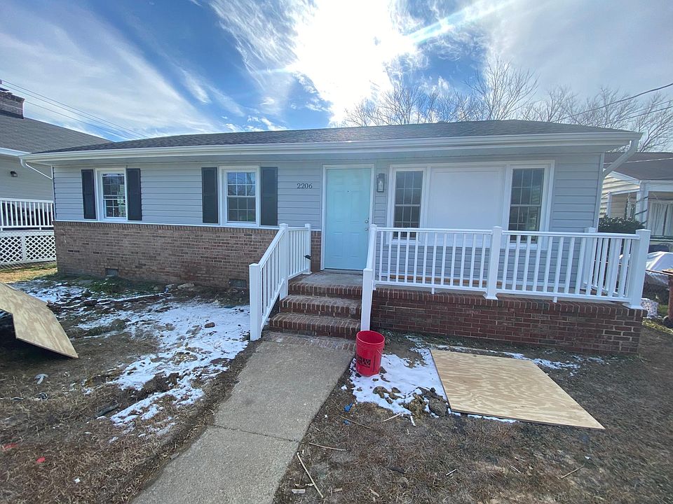 1st image of 2206 Ferndale Ave