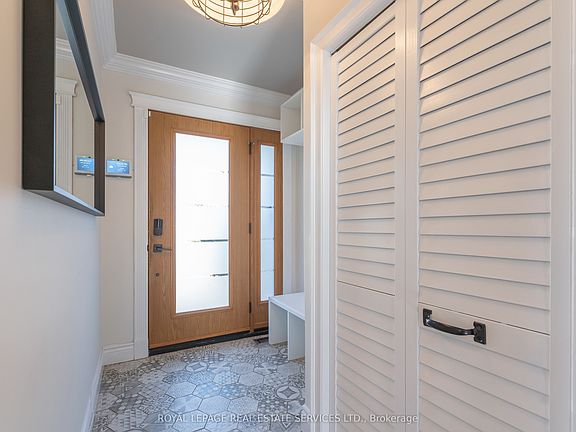 3rd image of 2132 Denise Rd