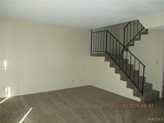2nd image of 1085 Chaparral Dr