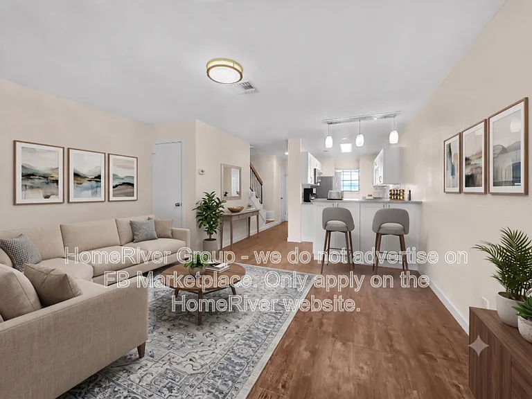 7403 Kingswood Cir — Photo 2
