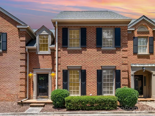 2825 Sharon View Rd, Charlotte, NC 28210