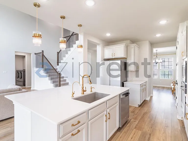113 Contrada Grace Ln — Photo 5