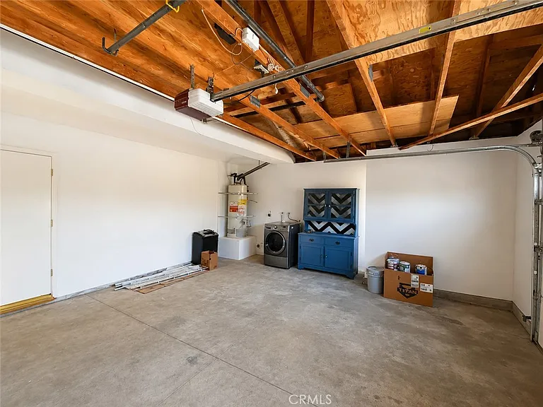 15583 Oak Springs Rd — Photo 43