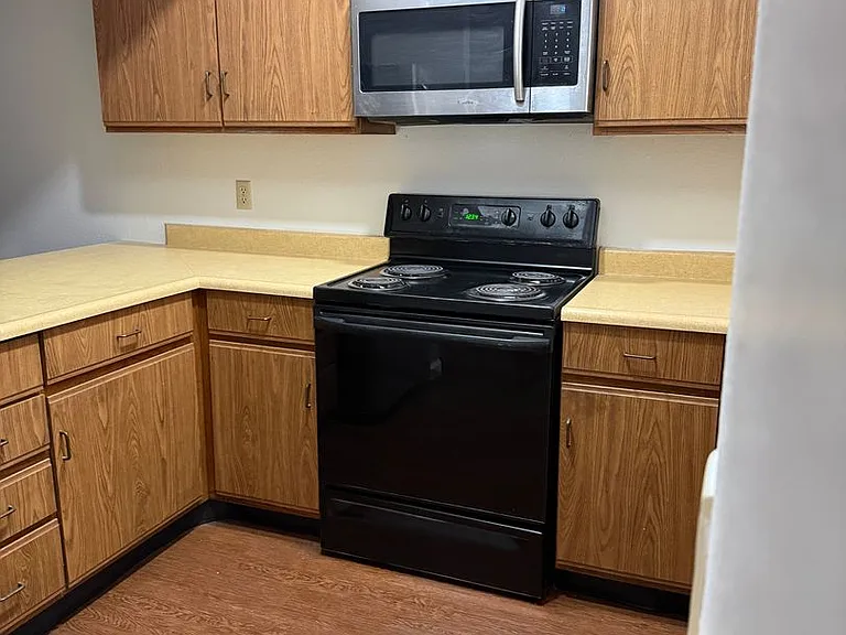 3823 S Maryland Pkwy #T5 — Photo 5