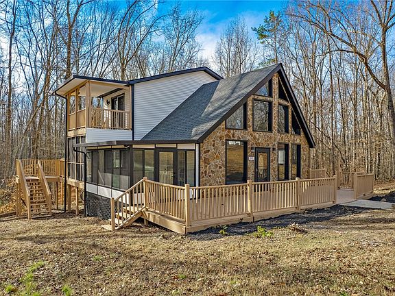 2nd image of 242 Hawk Ln