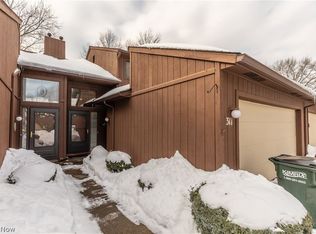 311 Katey Rose Ln #311, Euclid, OH 44143