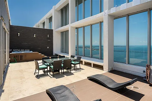495 Brickell Ave Photo 1