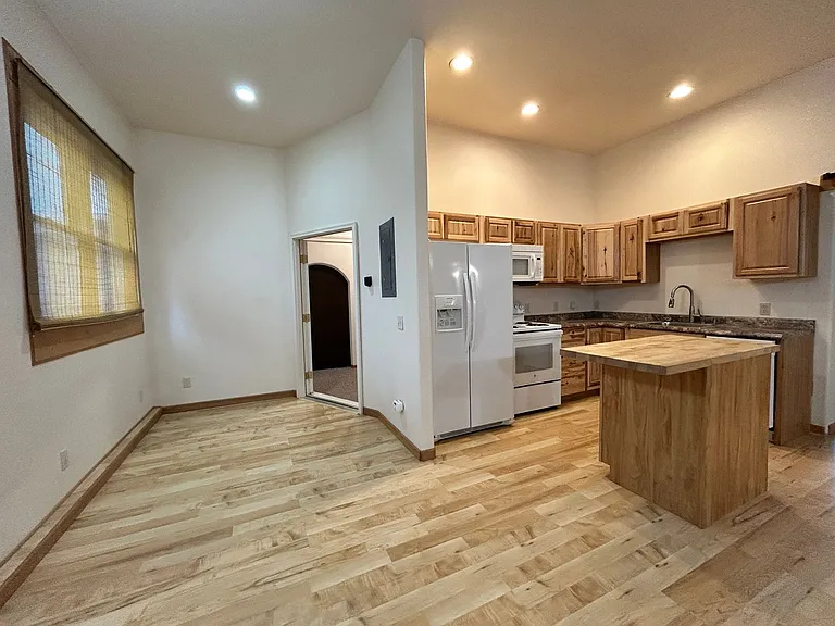 118 Kent Ln — Photo 13