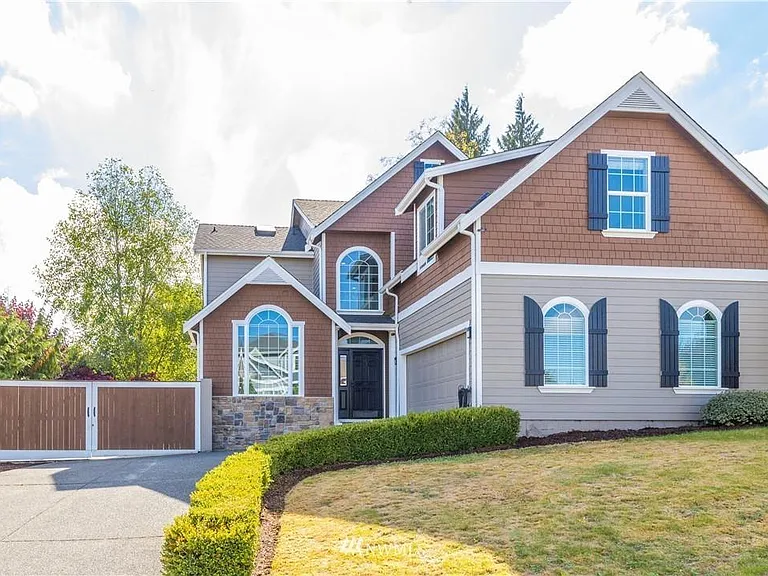 8024 150th St SE — Photo 1