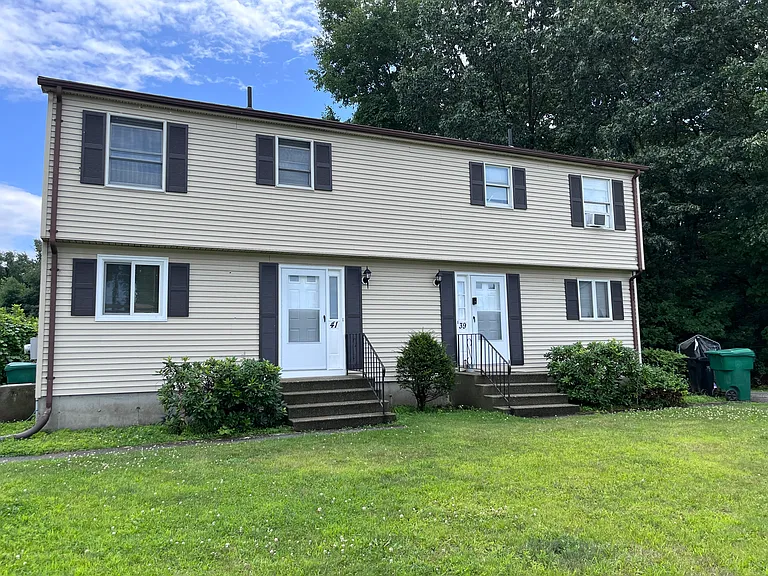 41 Dale Ct — Photo 1