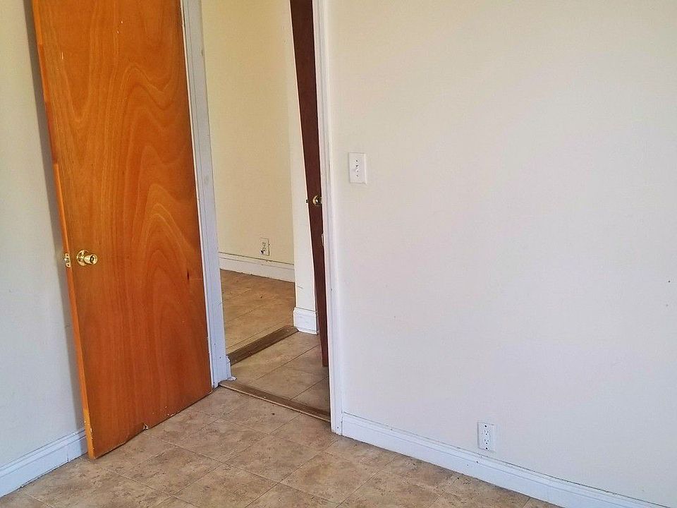 2nd image of 3030 Heath Ave APT 1E