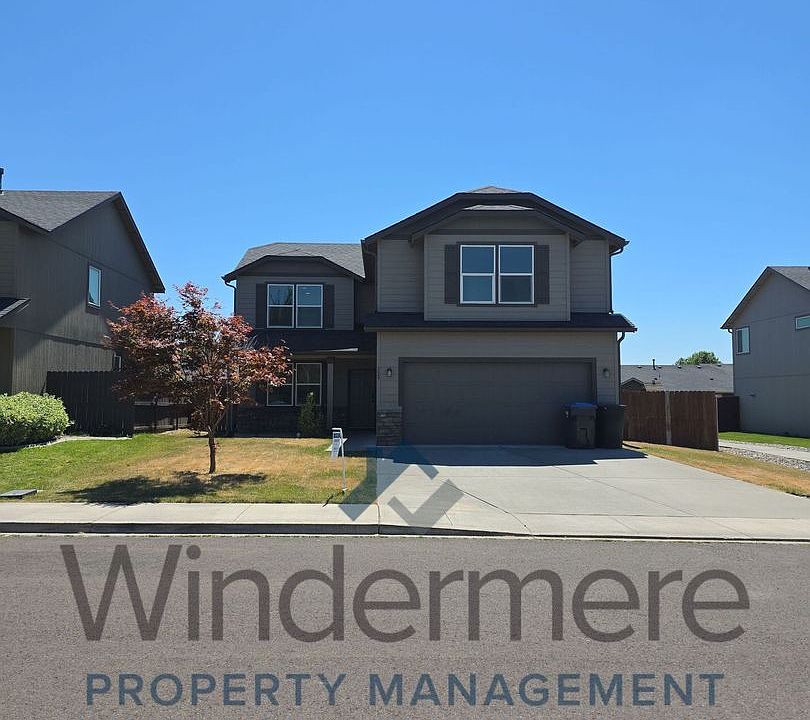 1st image of 229 Kokanee Dr