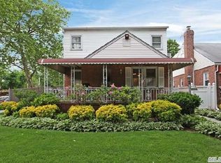 8160 246th St, Bellerose, NY 11426